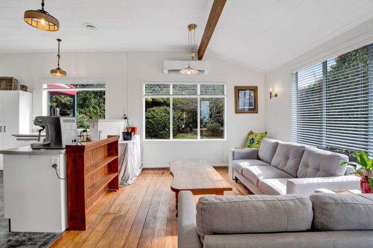 Photo of property in 25 Portia Street, Stratford, 4332