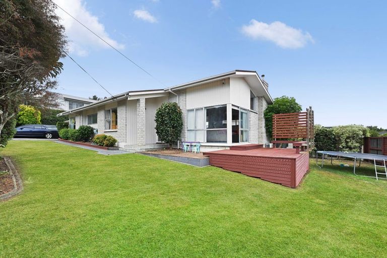 Photo of property in 8 Newcastle Road, Dinsdale, Hamilton, 3204