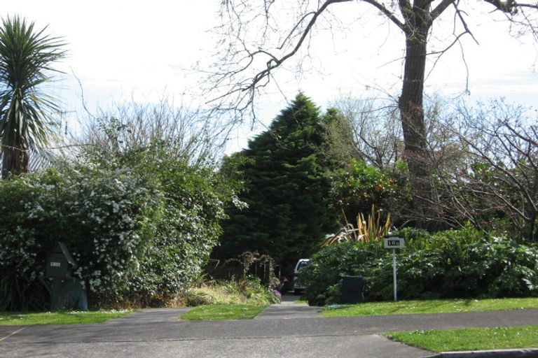 Photo of property in 16a Corinna Street, Welcome Bay, Tauranga, 3112