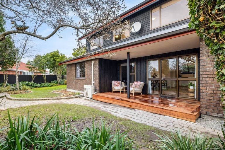 Photo of property in 33 Erin Crescent, Mairehau, Christchurch, 8013