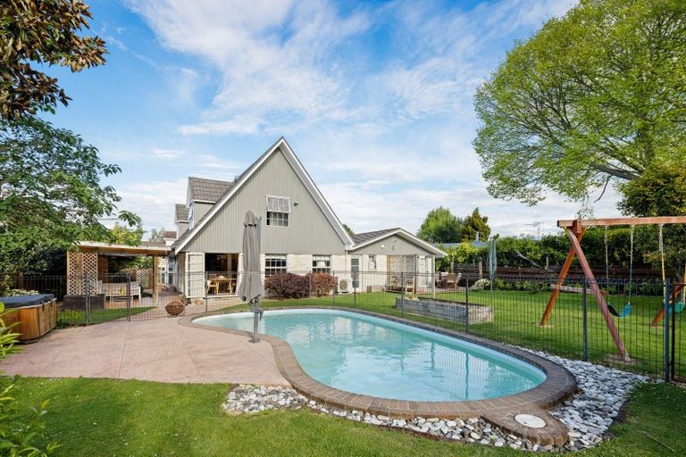 Photo of property in 123a Taylor Street, Cambridge, 3434