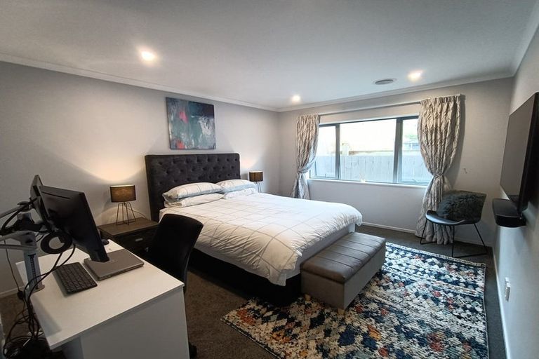 Photo of property in 13 Atherton Terrace, Churton Park, Wellington, 6037