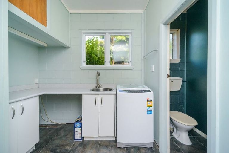 Photo of property in 12 Innes Place, Roslyn, Palmerston North, 4414