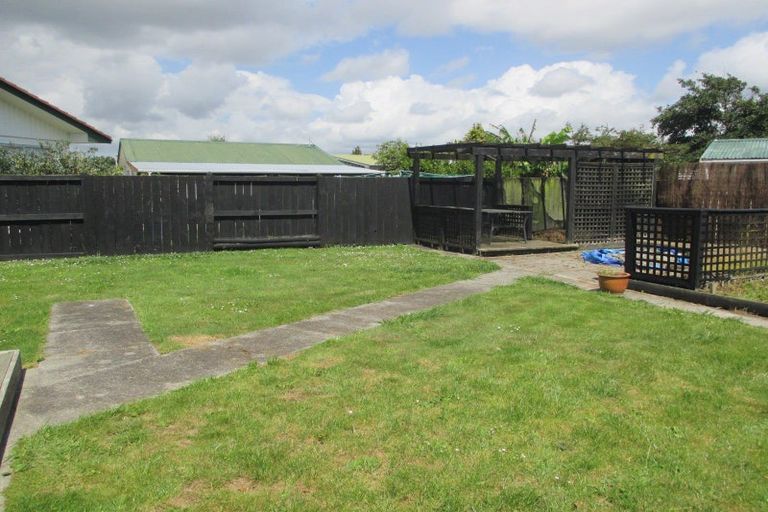 Photo of property in 12 Hillcrest Drive, Kelvin Grove, Palmerston North, 4414