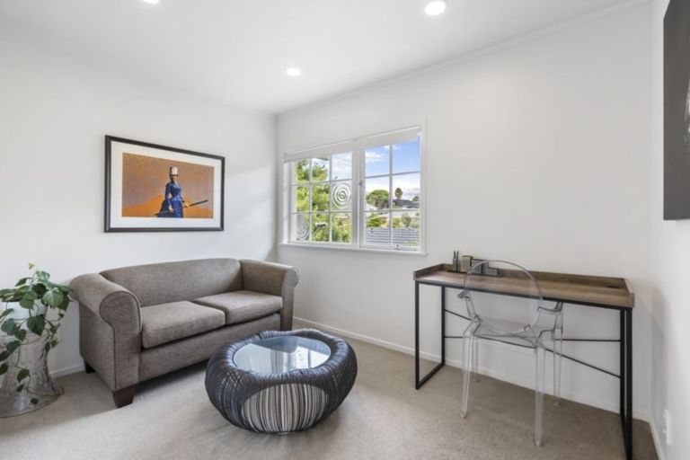 Photo of property in 53 Nui Mana Place, Te Atatu South, Auckland, 0610