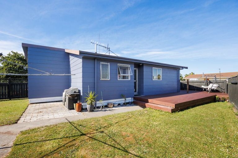 Photo of property in 61 Hillcrest Drive, Kelvin Grove, Palmerston North, 4414