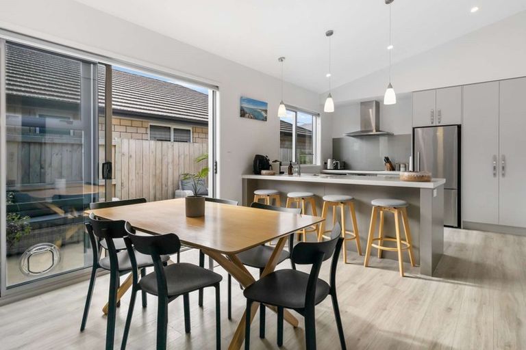 Photo of property in 3 Livingstone Drive, Papamoa Beach, Papamoa, 3118