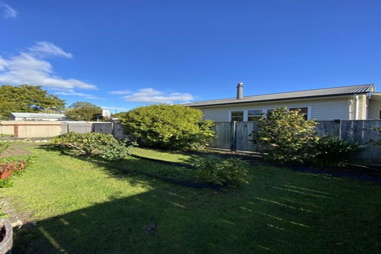 Photo of property in 2/8 Duart Road, Havelock North, 4130