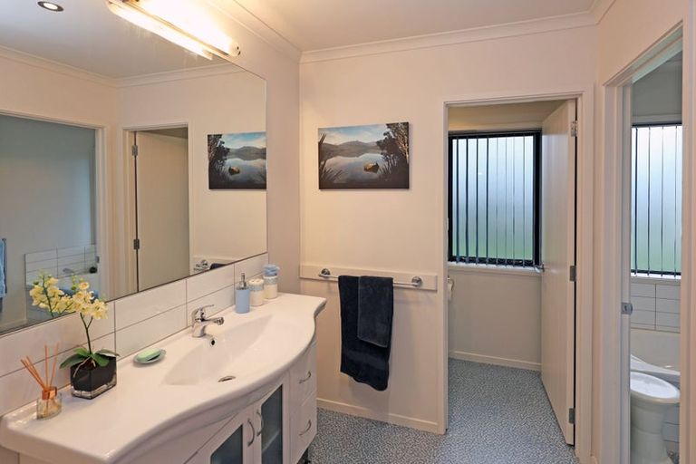 Photo of property in 6 Essex Street, Weston, Oamaru, 9401
