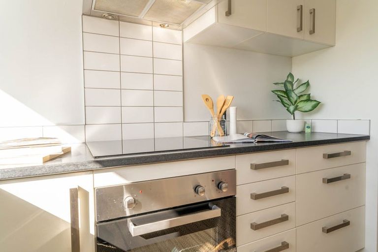 Photo of property in 7f3 Davies Street, Tawa, Wellington, 5028