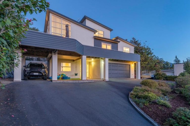 Photo of property in 64 Little John Drive, Bellevue, Tauranga, 3110