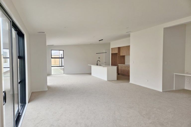 Photo of property in 10 Dynes Road, Rolleston, 7615