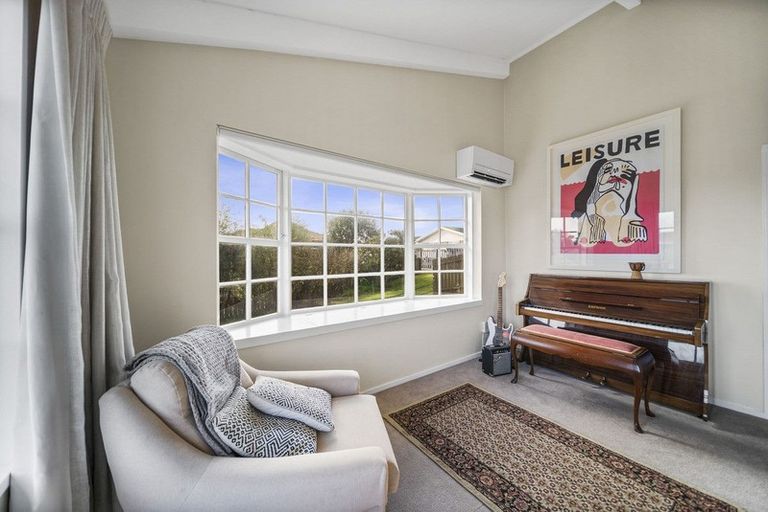 Photo of property in 25 Meachen Terrace, Waiuku, 2123