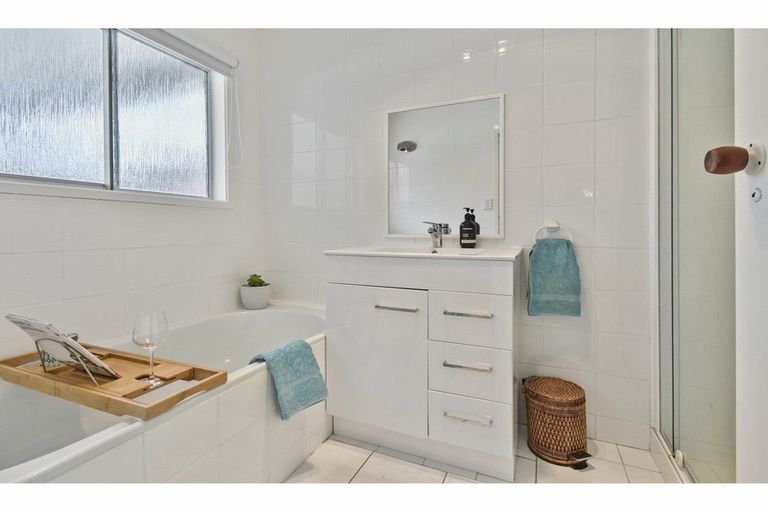 Photo of property in 4/66 Hillcrest Road, Papatoetoe, Auckland, 2025