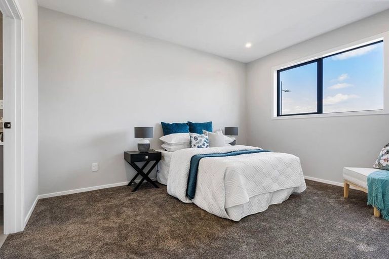 Photo of property in 71 Tributary Parade, Karaka, Papakura, 2113