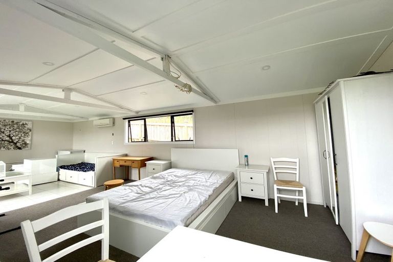 Photo of property in 147 Forest Hill Road, Henderson, Auckland, 0612