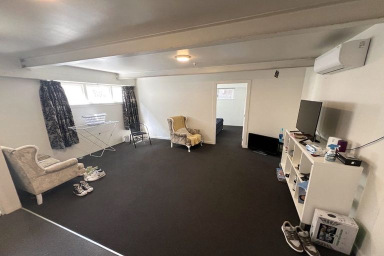 Photo of property in 239u2 Adelaide Road, Newtown, Wellington, 6021