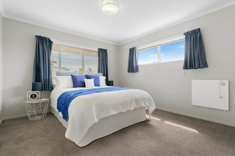 Photo of property in 5 Station Street, Hobsonville, Auckland, 0616