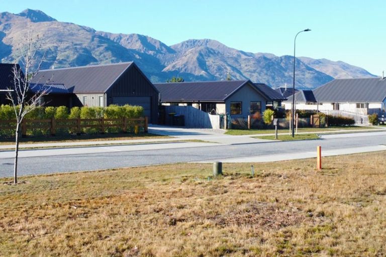 Photo of property in 17 Sentinel Drive, Lake Hawea, 9382