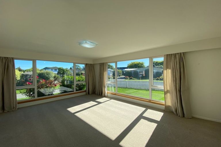 Photo of property in 8 Pelorus Place, Harewood, Christchurch, 8051