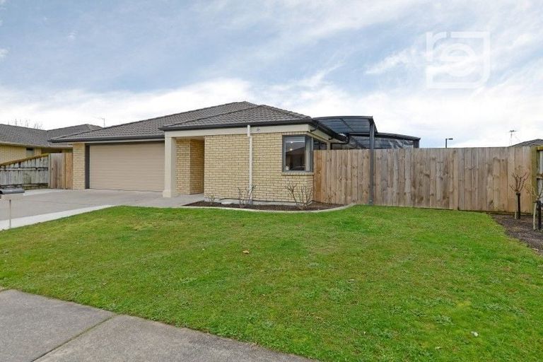 Photo of property in 5 Nobleman Place, Hamilton East, Hamilton, 3216