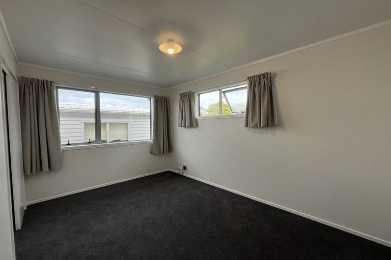 Photo of property in 4 Salcombe Terrace, Welbourn, New Plymouth, 4312