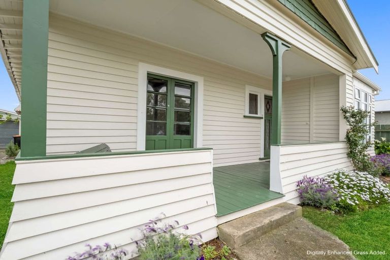 Photo of property in 8 Chelwood Street, Takaro, Palmerston North, 4412