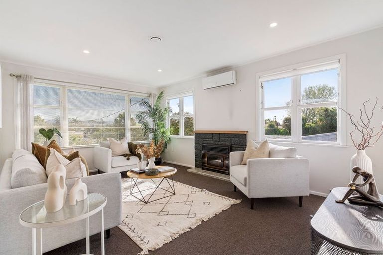 Photo of property in 13 Sheehan Road, Te Atatu South, Auckland, 0610