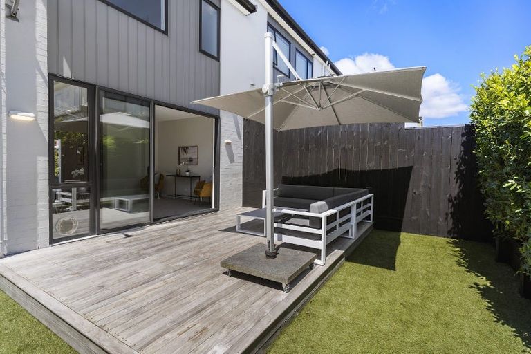 Photo of property in 4b Treloar Crescent, Hobsonville, Auckland, 0616