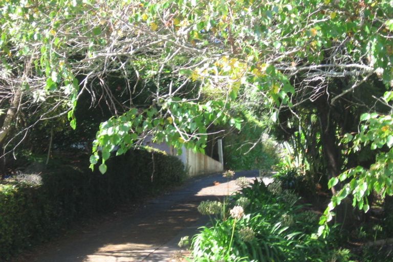 Photo of property in 188 Hutchinson Avenue, New Lynn, Auckland, 0600