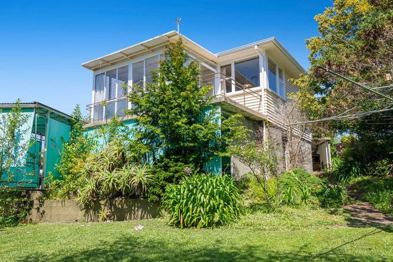 Photo of property in 46 Colwill Road, Massey, Auckland, 0614
