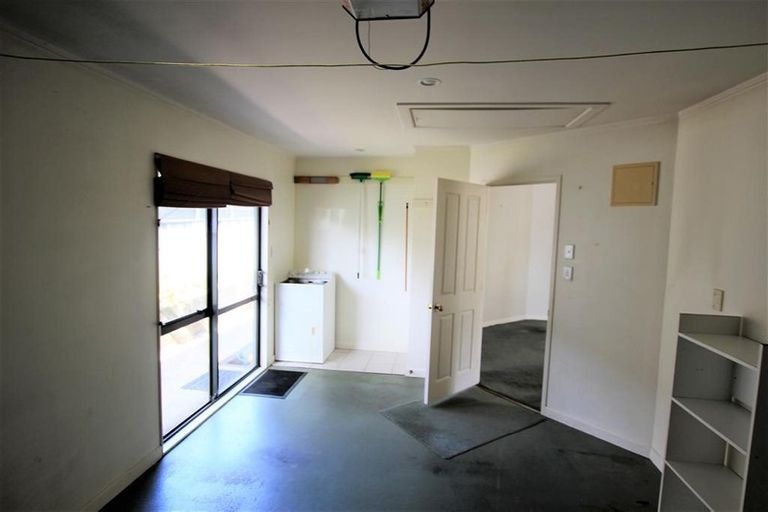 Photo of property in 12 Beatrice Avenue, Hillcrest, Auckland, 0627