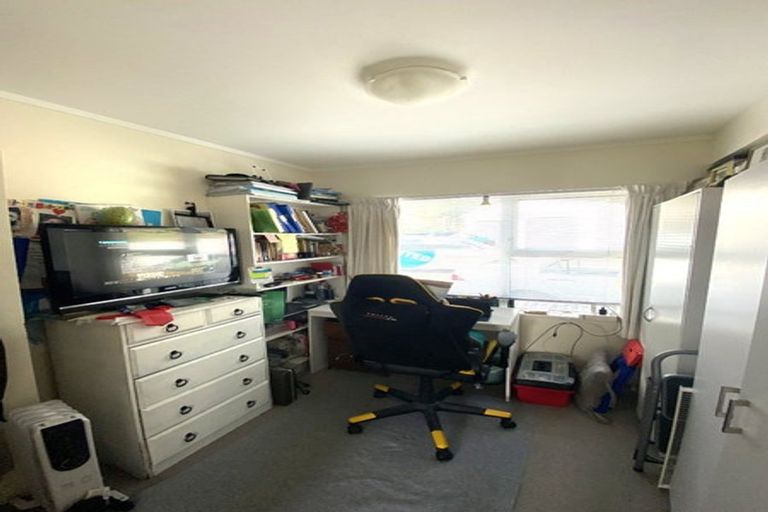 Photo of property in 3/48 Paremata Crescent, Paremata, Porirua, 5024
