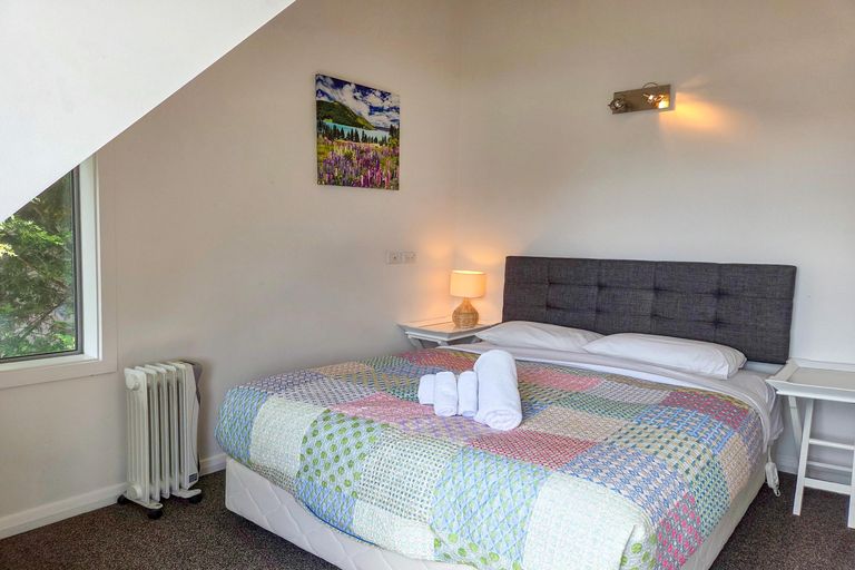 Photo of property in 5 Scott Street, Lake Tekapo, 7999