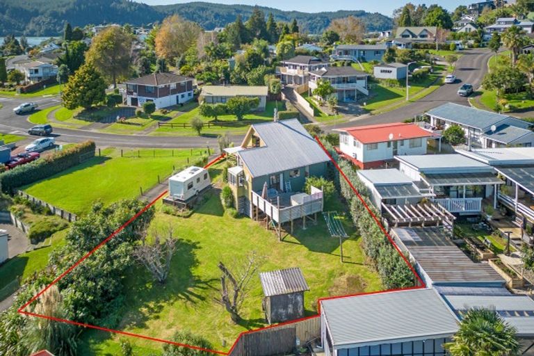 Photo of property in 111 Tirohanga Drive, Whangamata, 3620