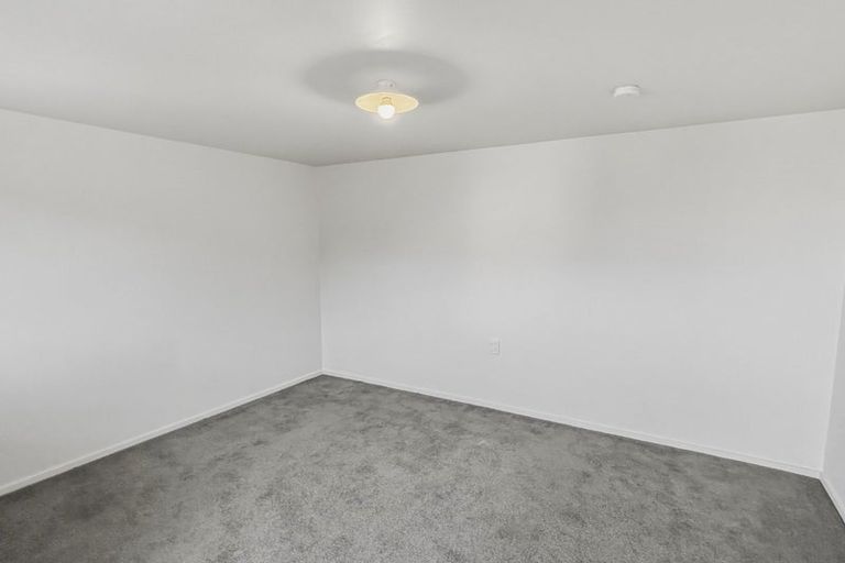 Photo of property in 22 Russley Road, Russley, Christchurch, 8042