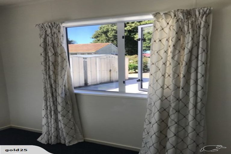 Photo of property in 30b Roche Avenue, Upper Riccarton, Christchurch, 8041