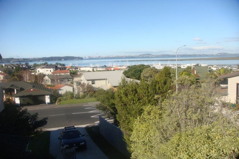 Photo of property in 145 Wiseley Road, West Harbour, Auckland, 0618