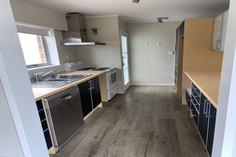 Photo of property in 53 Marellen Drive, Red Beach, 0932