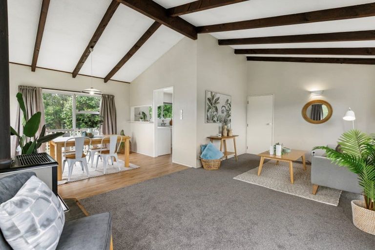 Photo of property in 84 Resolution Road, Welcome Bay, Tauranga, 3112