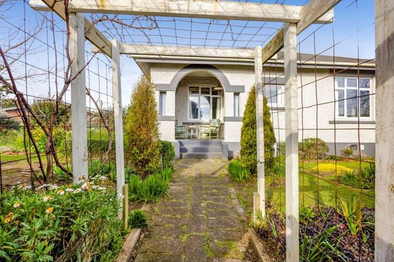 Photo of property in 56 Waihi Road, Hawera, 4610