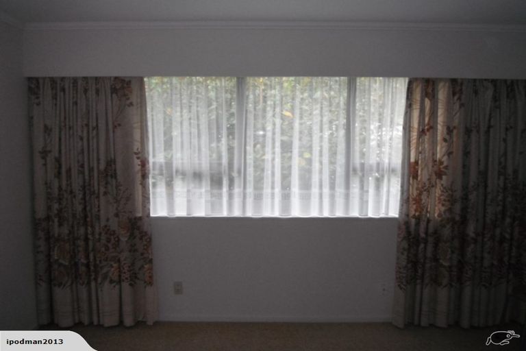 Photo of property in 44a Saint Ronans Avenue, Waterloo, Lower Hutt, 5011