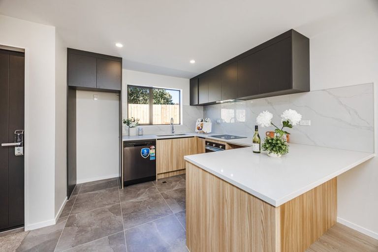 Photo of property in 13d Southview Place, Wattle Downs, Auckland, 2102