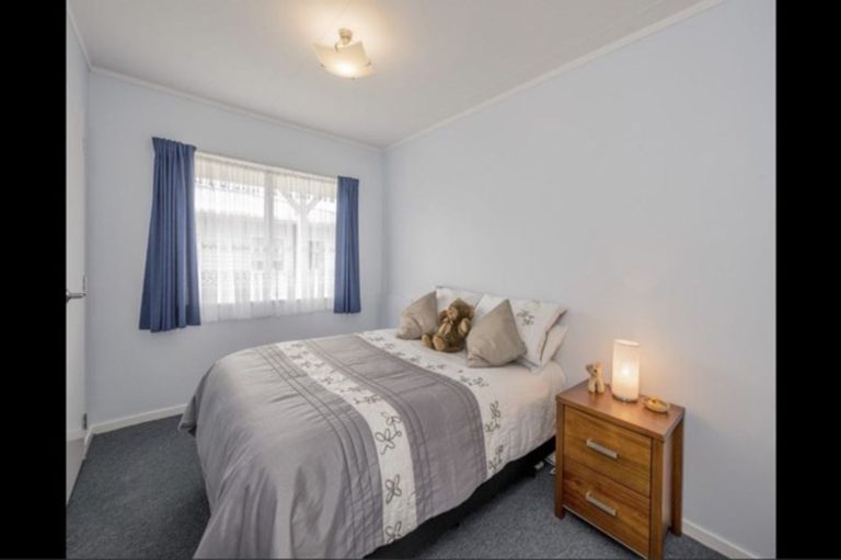 Photo of property in 13 Vogel Street, Levin, 5510