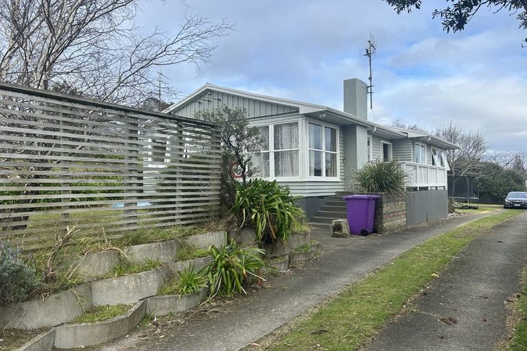 Photo of property in 48 Raumati Road, Raumati Beach, Paraparaumu, 5032