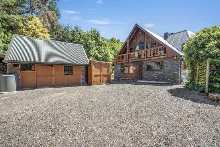 Photo of property in 50 Council Hill Road, Little River, 7591