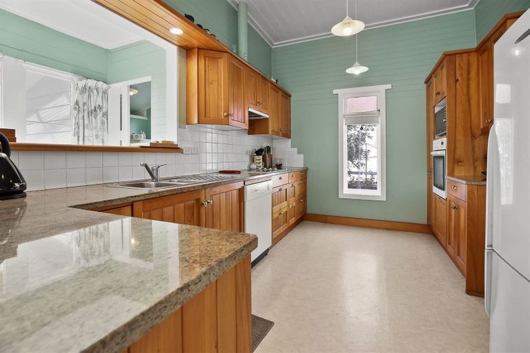Photo of property in 208 Queen Street, Thames, 3500