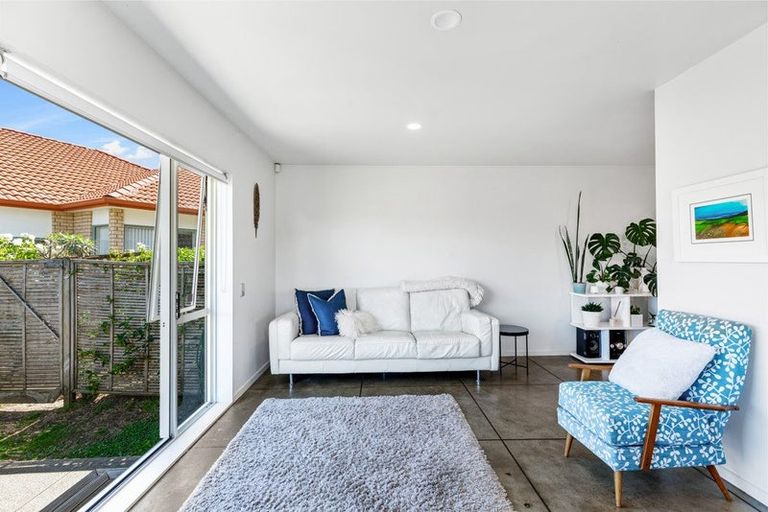Photo of property in 21 Hendrika Court, Hobsonville, Auckland, 0618