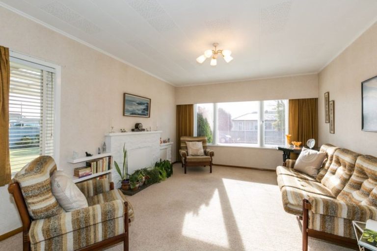 Photo of property in 106 Nottingley Road, Frimley, Hastings, 4120