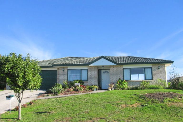 Photo of property in 39 Fleetwood Drive, Henderson, Auckland, 0612